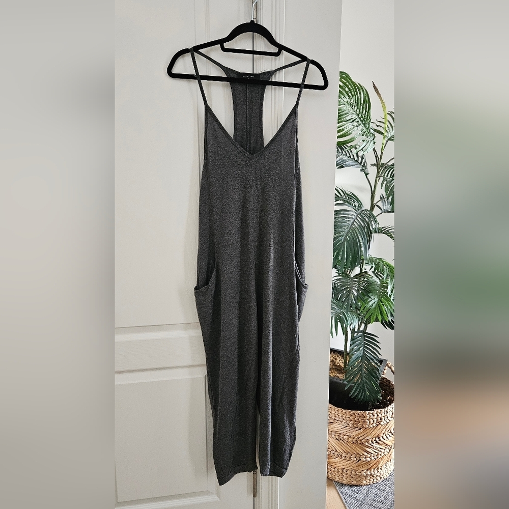 Gray Sleeveless Jumper